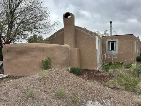 321 Palisade Court