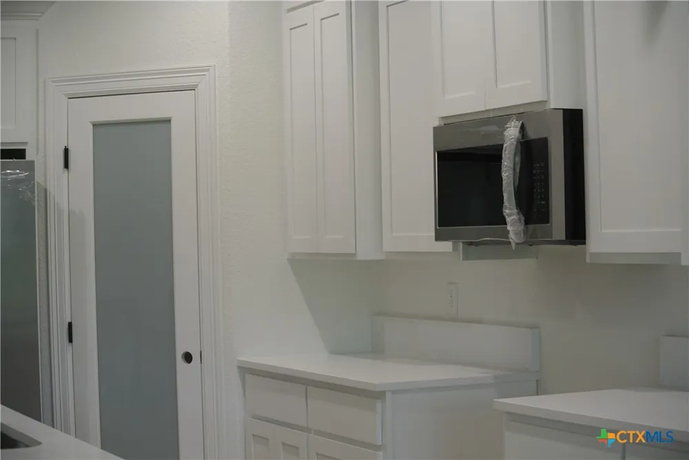 112 Rustic Woods Marion, TX 78124