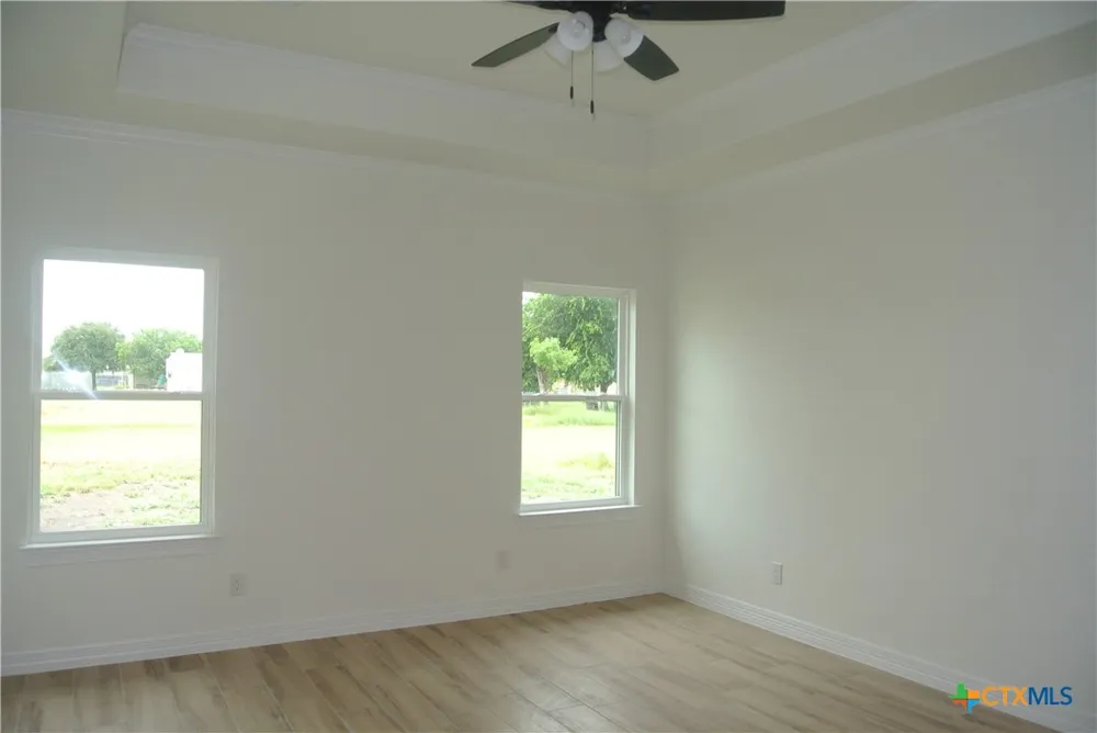 112 Rustic Woods Marion, TX 78124