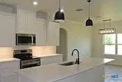 112 Rustic Woods Marion, TX 78124