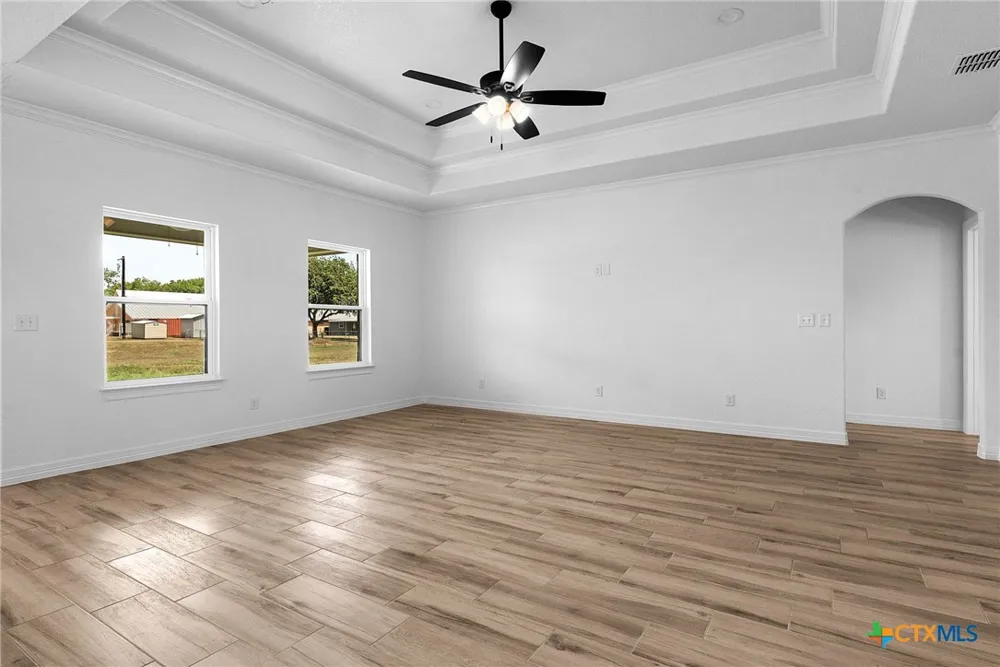 112 Rustic Woods Marion, TX 78124