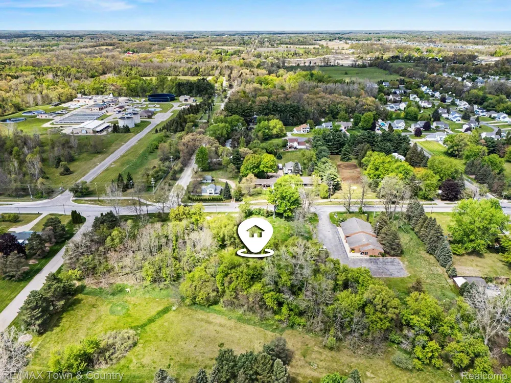 Silver Lake Road Road Fenton Charter Township, MI 48451