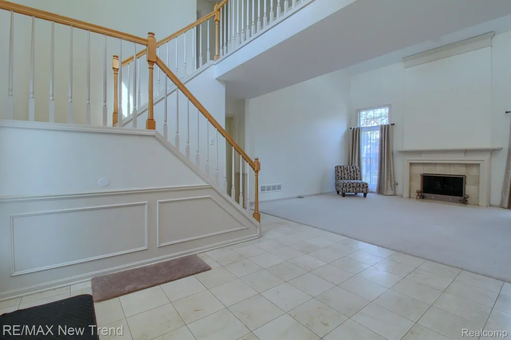 45331 COURTVIEW TRAIL Novi City, MI 48375