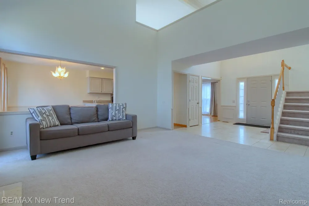 45331 COURTVIEW TRAIL Novi City, MI 48375