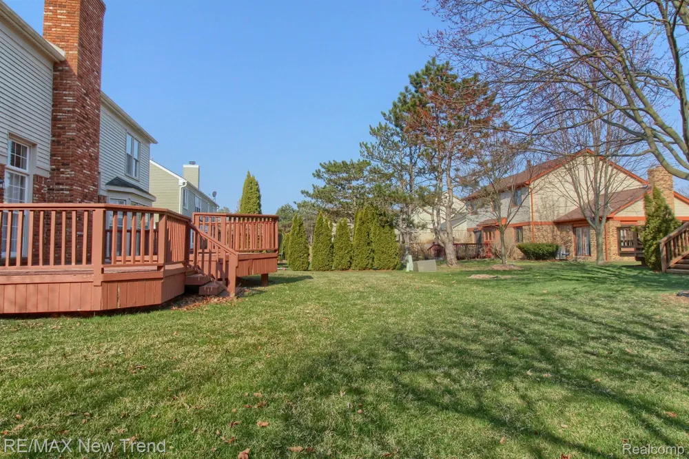 45331 COURTVIEW TRAIL Novi City, MI 48375
