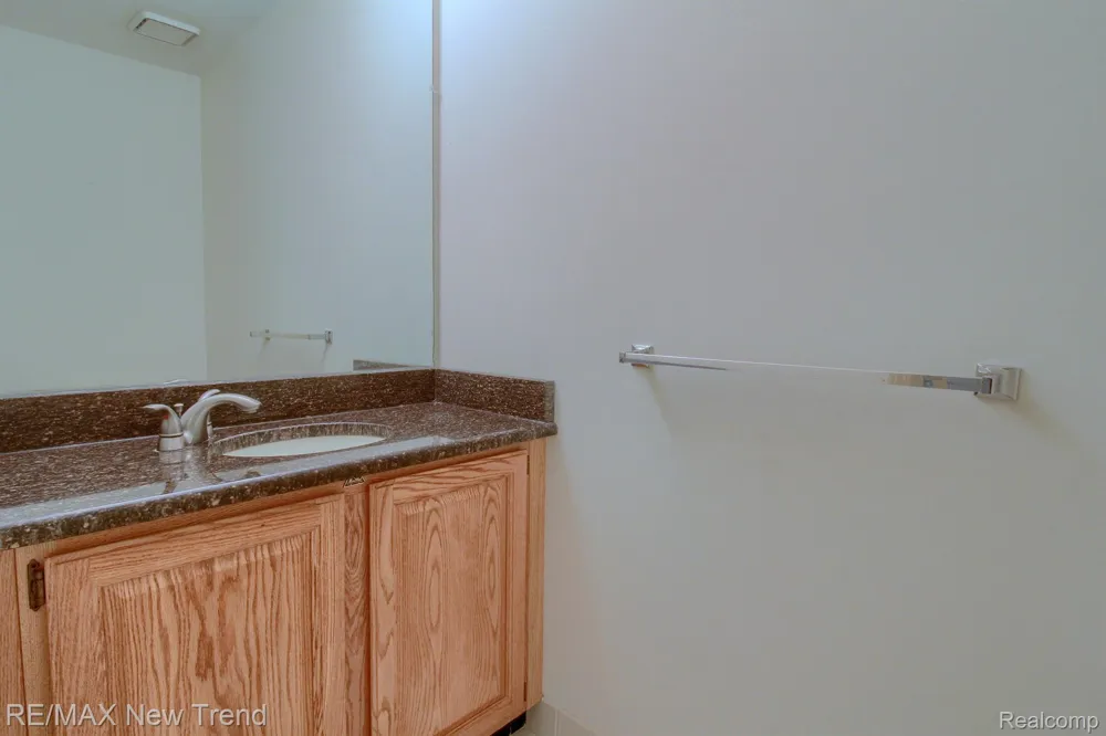 45331 COURTVIEW TRAIL Novi City, MI 48375