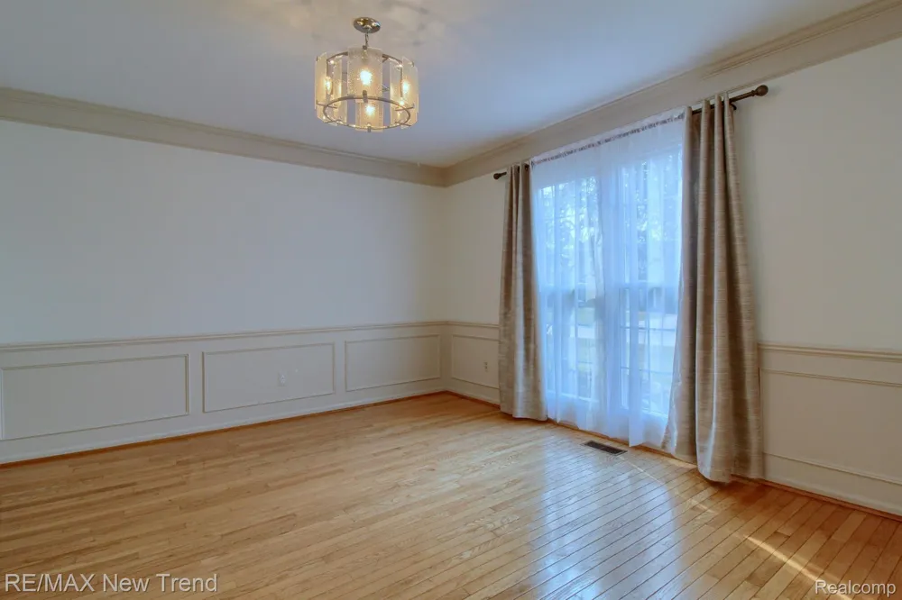 45331 COURTVIEW TRAIL Novi City, MI 48375