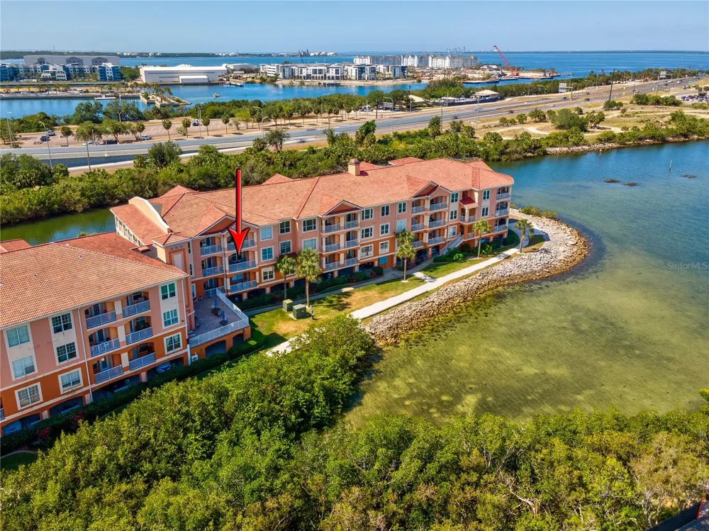 5000 CULBREATH KEY WAY #9-216 Tampa, FL 33611