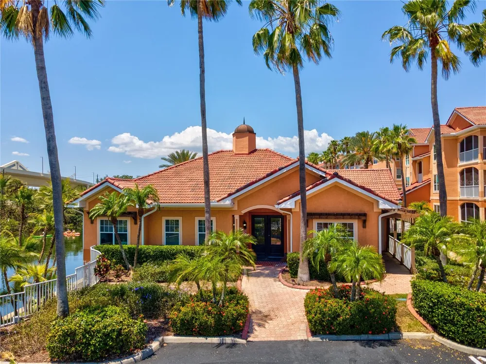 5000 CULBREATH KEY WAY #9-216 Tampa, FL 33611