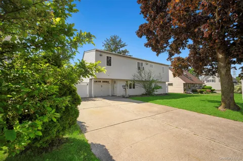 22 Lowland Road
