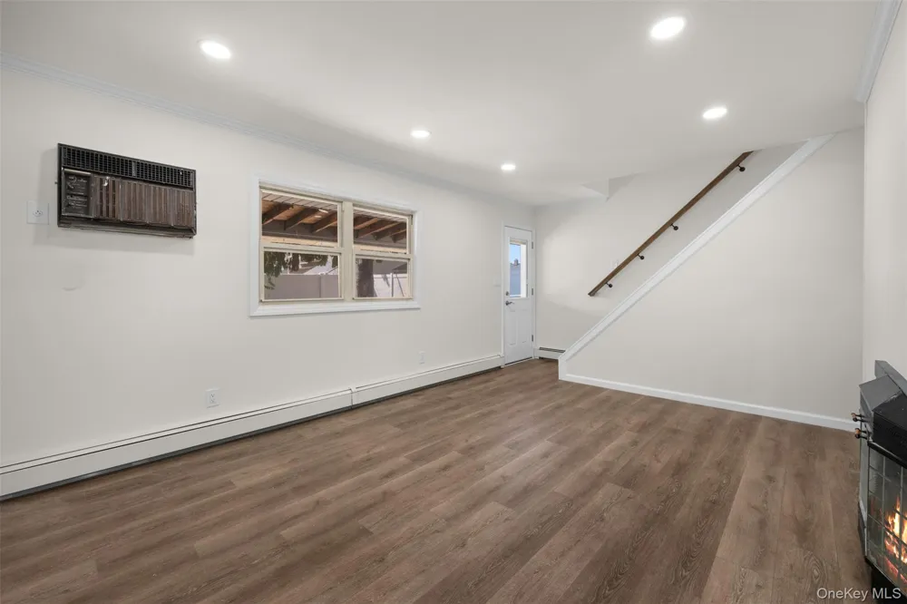 22 Lowland Road Levittown, NY 11756