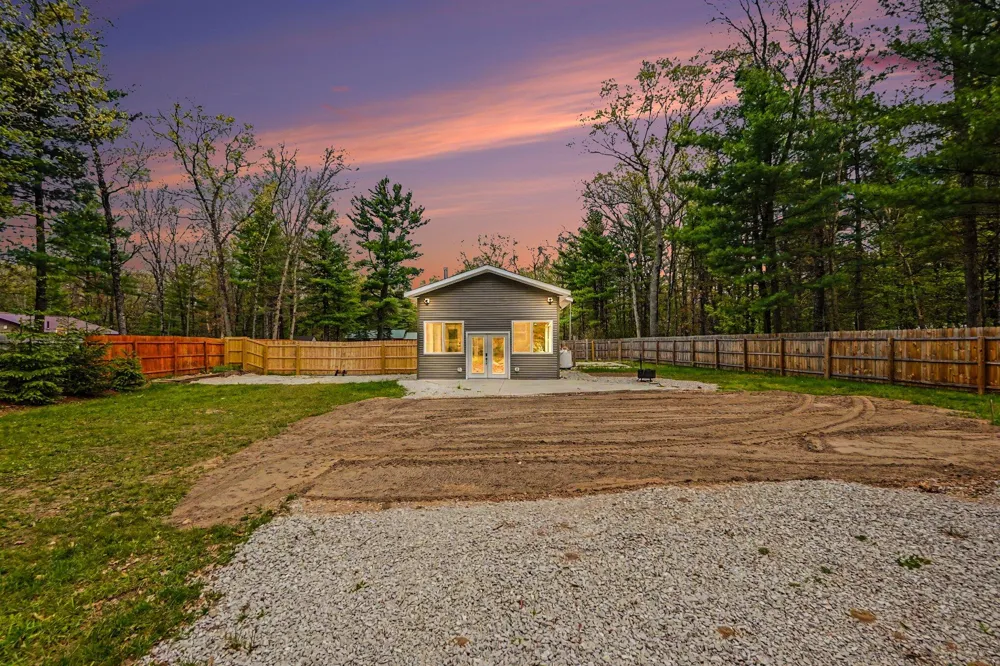 1581 Lone Pine Drive Baldwin, MI 49304