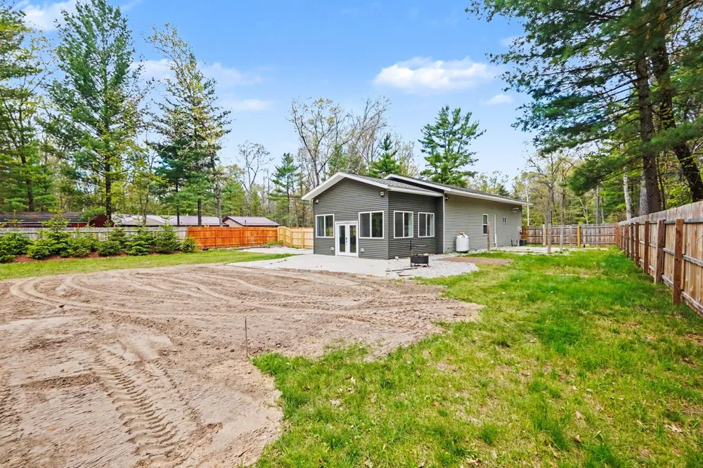 1581 Lone Pine Drive Baldwin, MI 49304