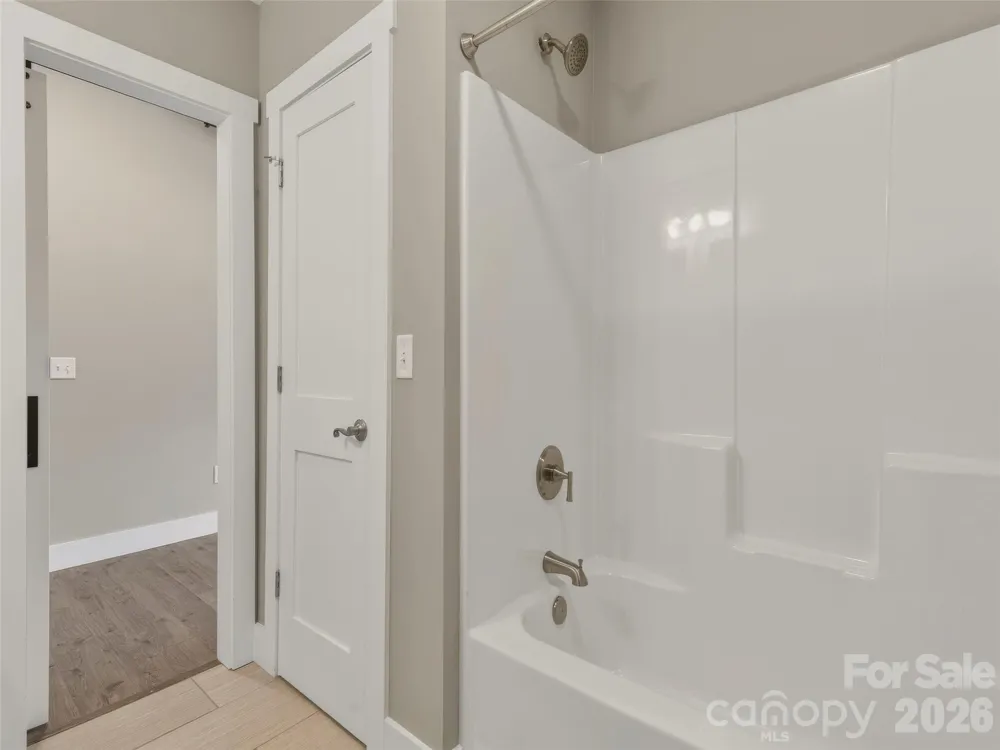 133 Asher Lane Etowah, NC 28729