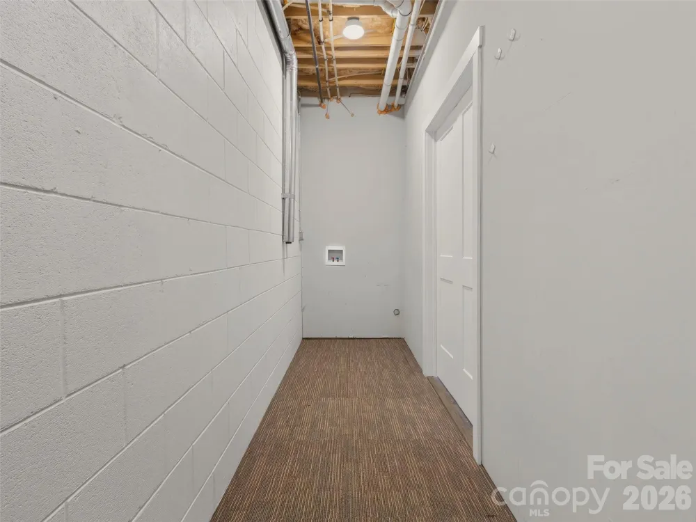 133 Asher Lane Etowah, NC 28729