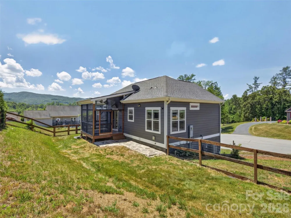 133 Asher Lane Etowah, NC 28729