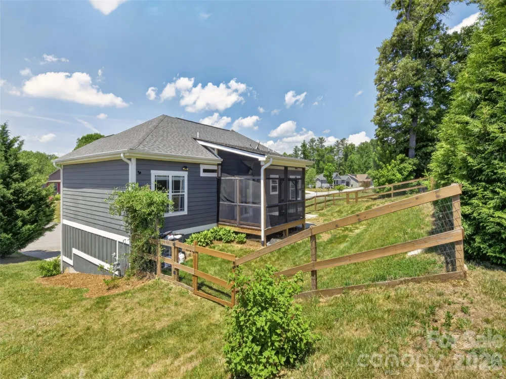 133 Asher Lane Etowah, NC 28729