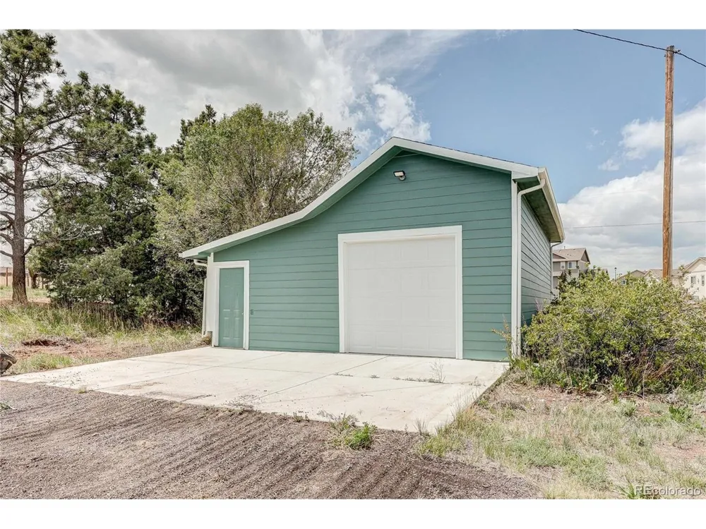 6210 Luther Road Colorado Springs, CO 80927