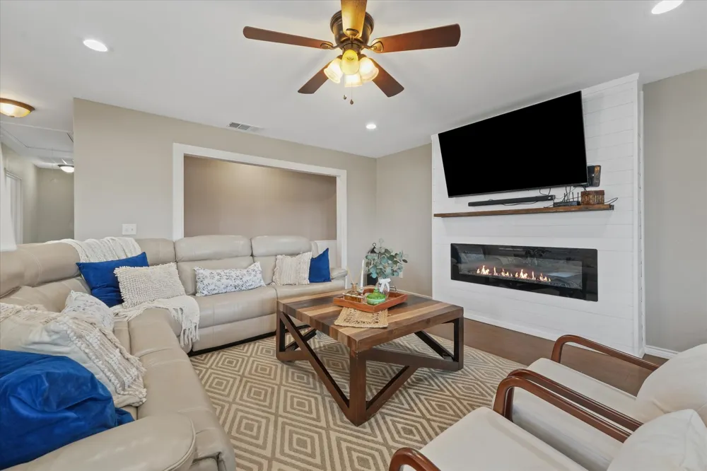 153 McCrae Lane Boyd, TX 76023