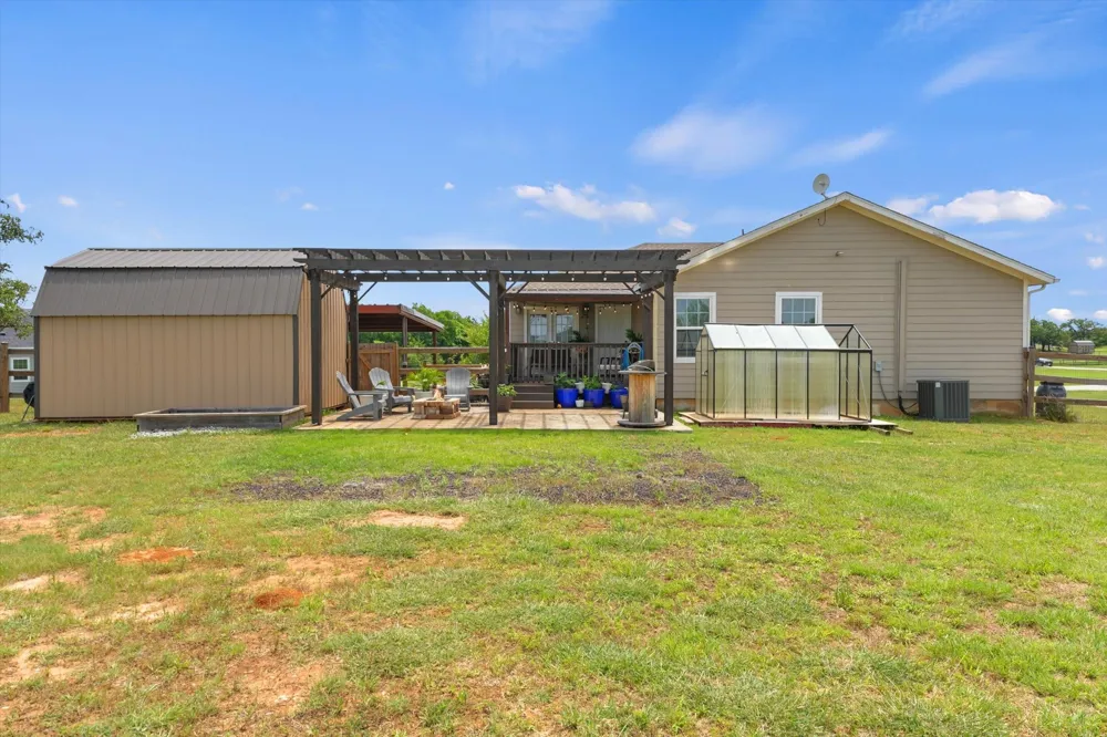 153 McCrae Lane Boyd, TX 76023