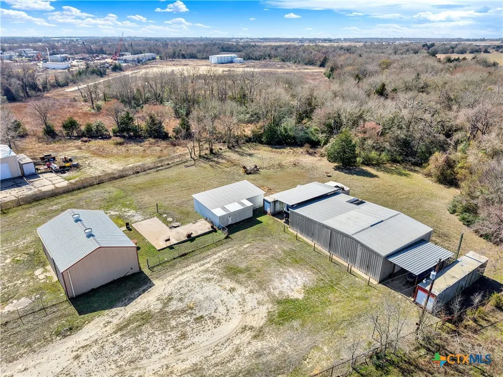 6235 Fourwinds Drive Bryan, TX 77808