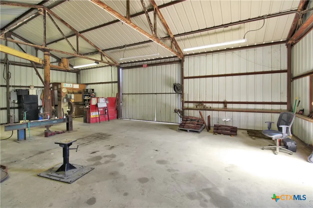 6235 Fourwinds Drive Bryan, TX 77808