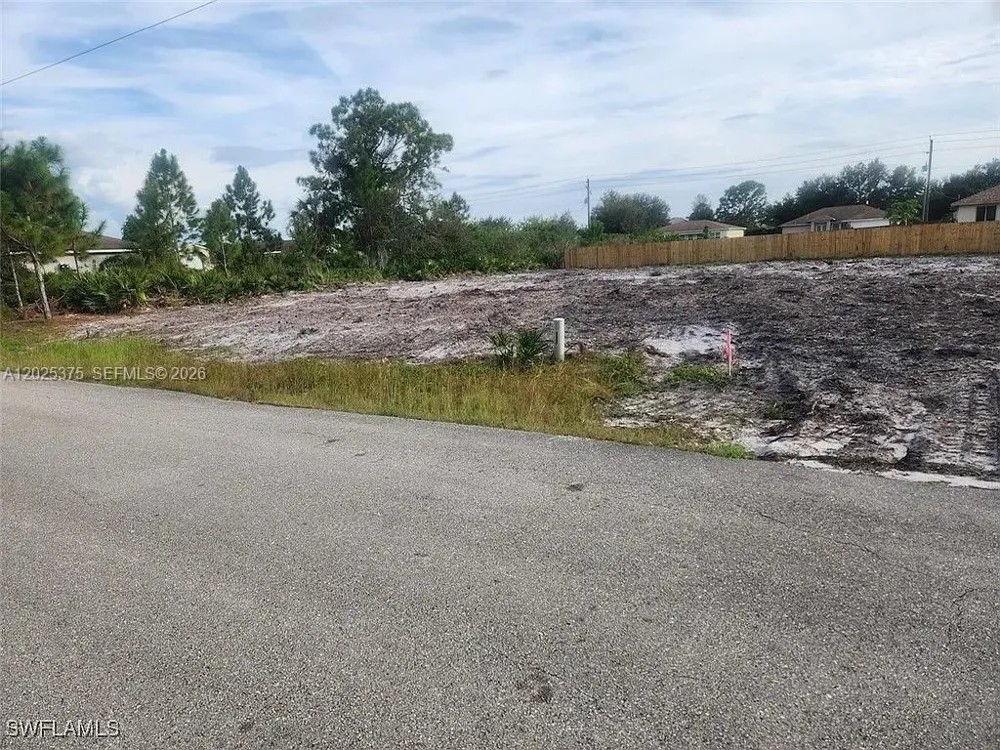 2513 43RD ST W Lehigh Acres, FL 33971
