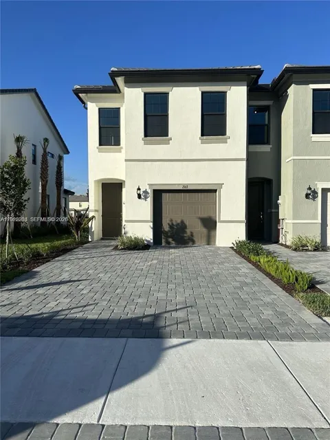 2163 Appleton Cir S