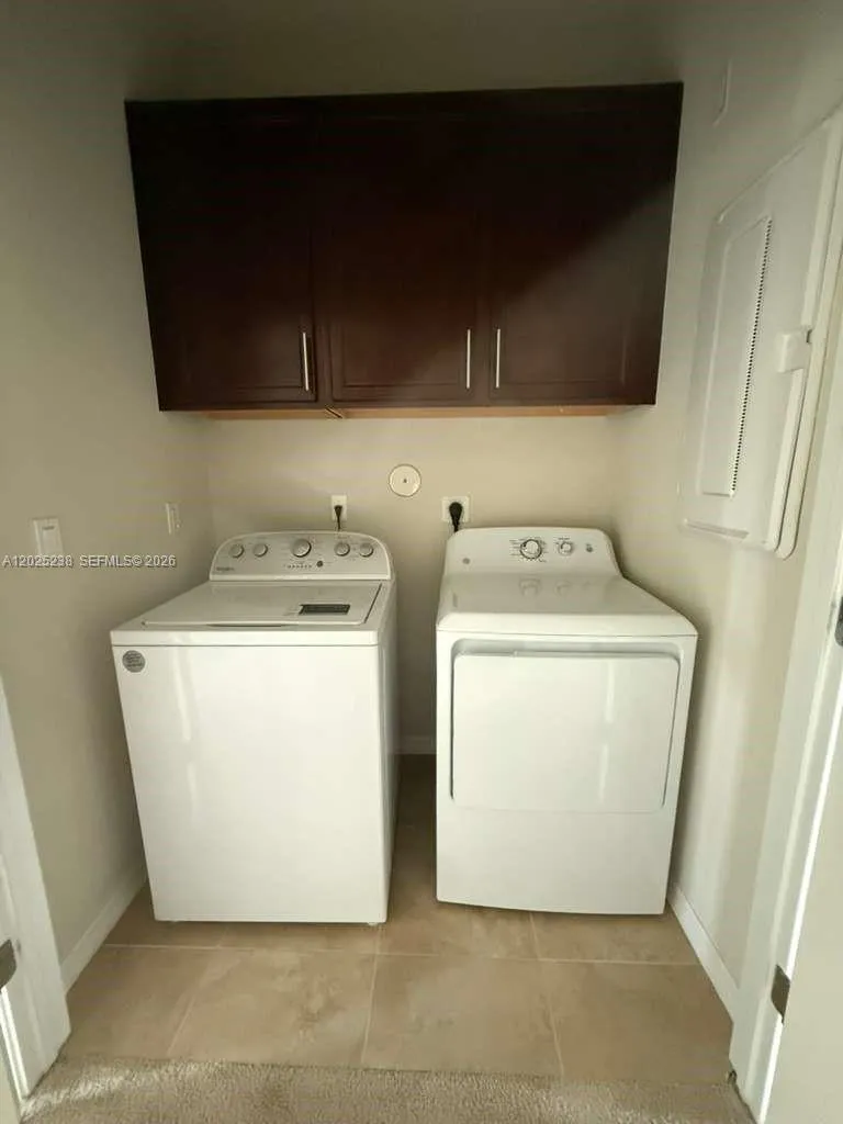 2163 Appleton Cir S Oakland Park, FL 33309