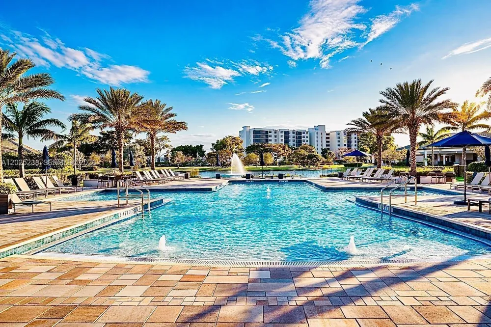 2163 Appleton Cir S Oakland Park, FL 33309
