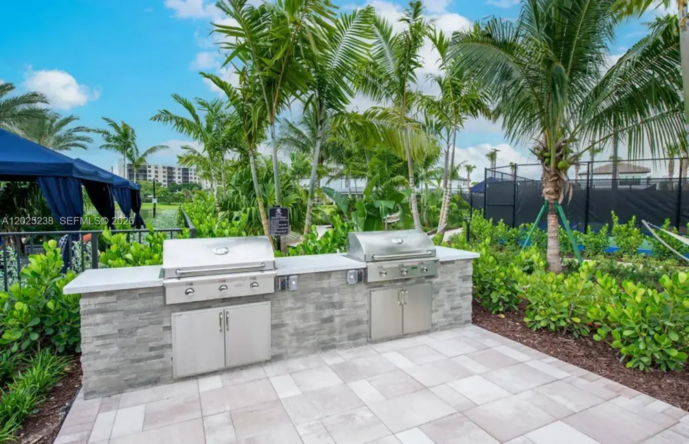 2163 Appleton Cir S Oakland Park, FL 33309