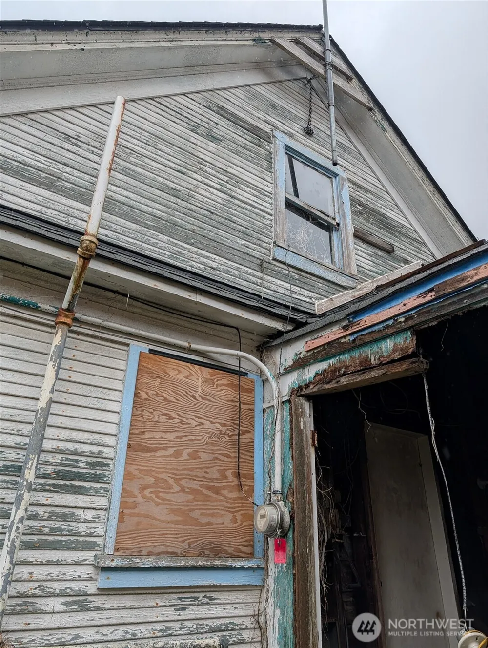 603 6th Street Hoquiam, WA 98550