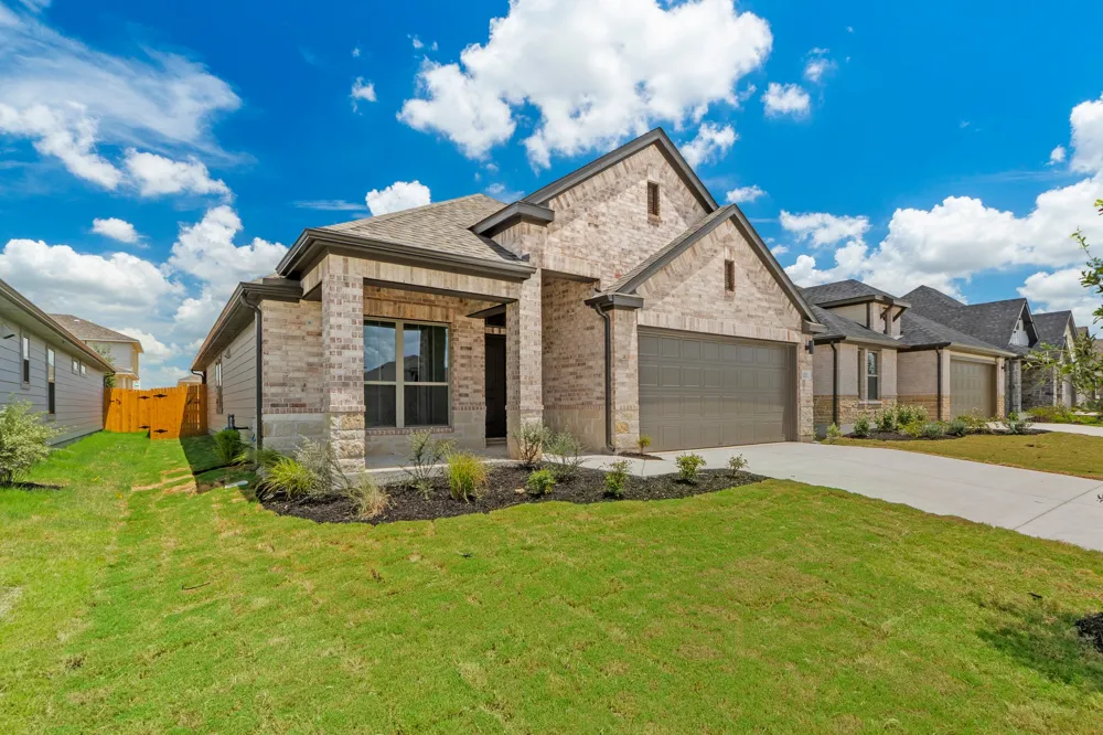 111 Malibu Hutto, TX 78634