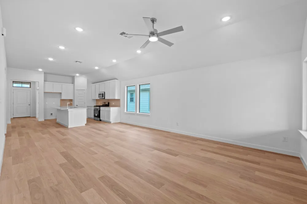 111 Malibu Hutto, TX 78634