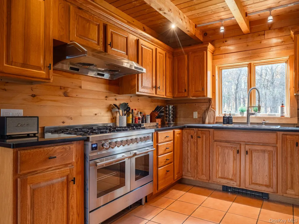 252 Crum Elbow Road Hyde Park, NY 12538