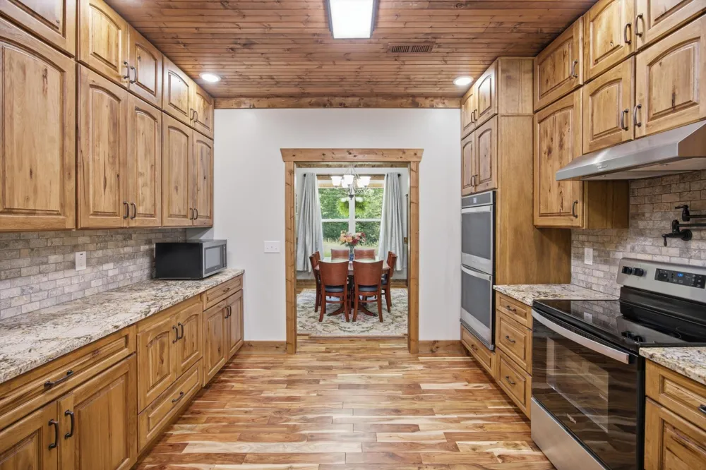 430 Gray Creek Road Graysville, TN 37338