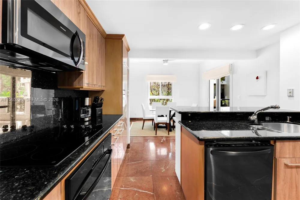 2221 Fisher Island Dr #3201 Miami Beach, FL 33109