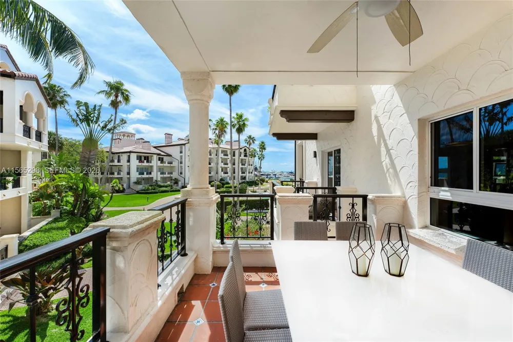 2221 Fisher Island Dr #3201 Miami Beach, FL 33109