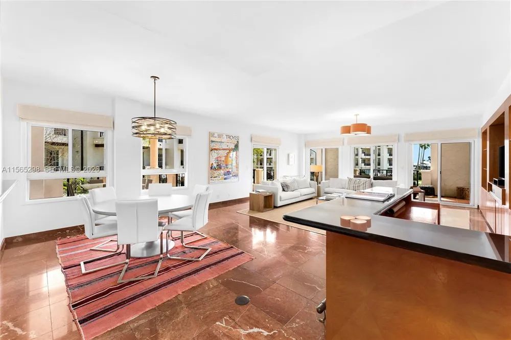2221 Fisher Island Dr #3201 Miami Beach, FL 33109