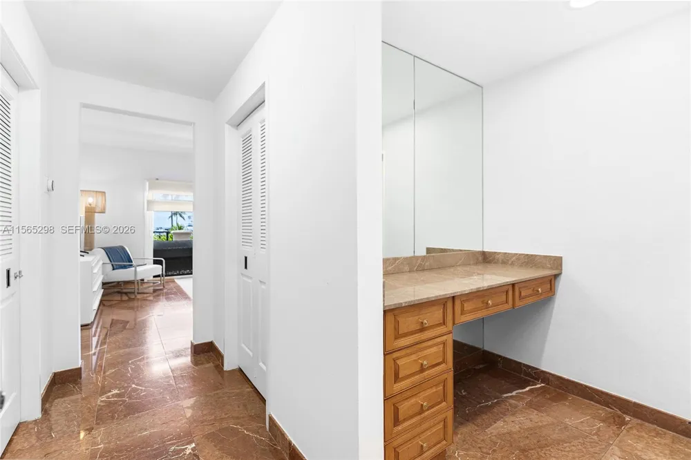 2221 Fisher Island Dr #3201 Miami Beach, FL 33109