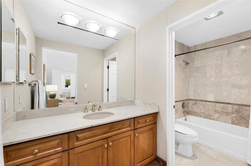 2221 Fisher Island Dr #3201 Miami Beach, FL 33109