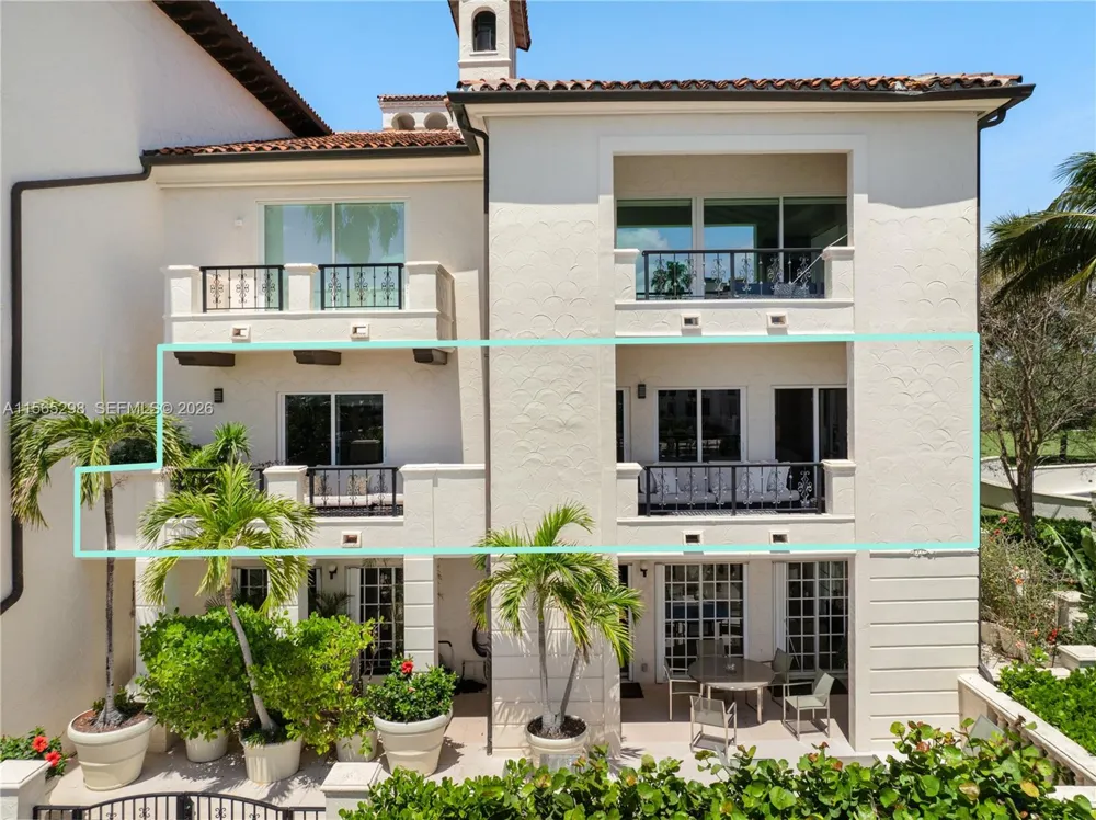 2221 Fisher Island Dr #3201 Miami Beach, FL 33109