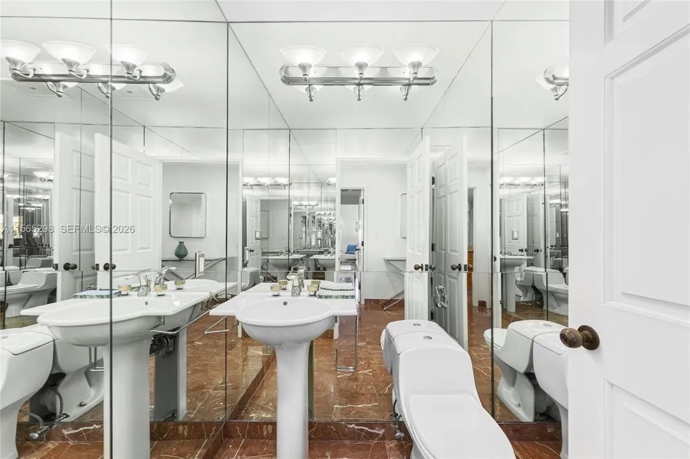 2221 Fisher Island Dr #3201 Miami Beach, FL 33109