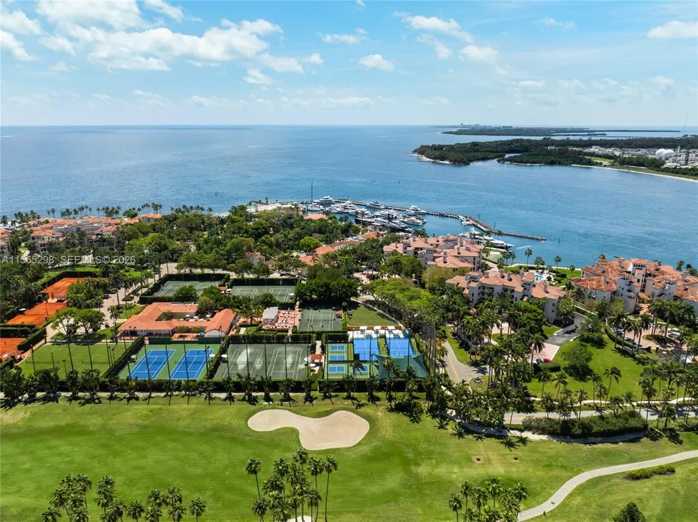 2221 Fisher Island Dr #3201 Miami Beach, FL 33109