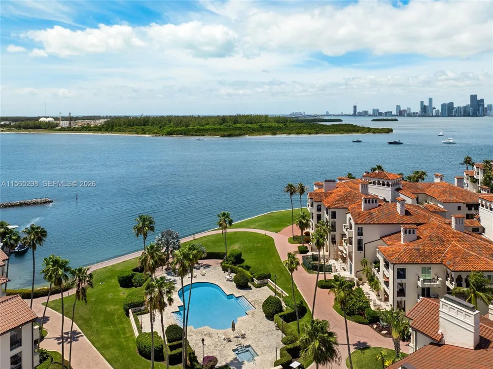 2221 Fisher Island Dr #3201 Miami Beach, FL 33109