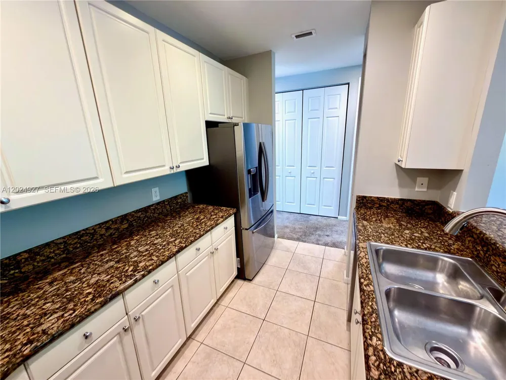3909 White Peacock Ln Coconut Creek, FL 33073