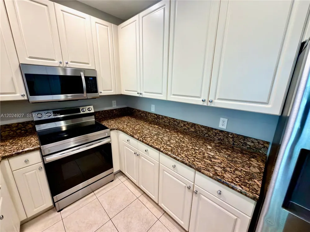 3909 White Peacock Ln Coconut Creek, FL 33073