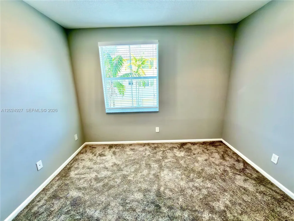 3909 White Peacock Ln Coconut Creek, FL 33073