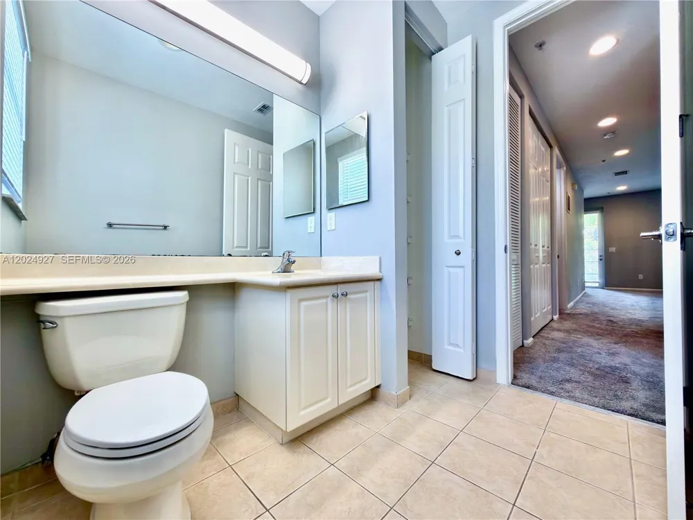 3909 White Peacock Ln Coconut Creek, FL 33073
