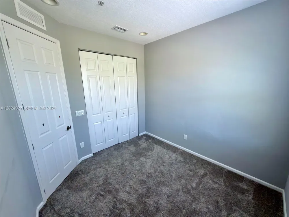 3909 White Peacock Ln Coconut Creek, FL 33073